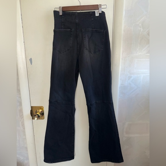 Altar’d State Flare Black Jeans Size 27 - Picture 2 of 4